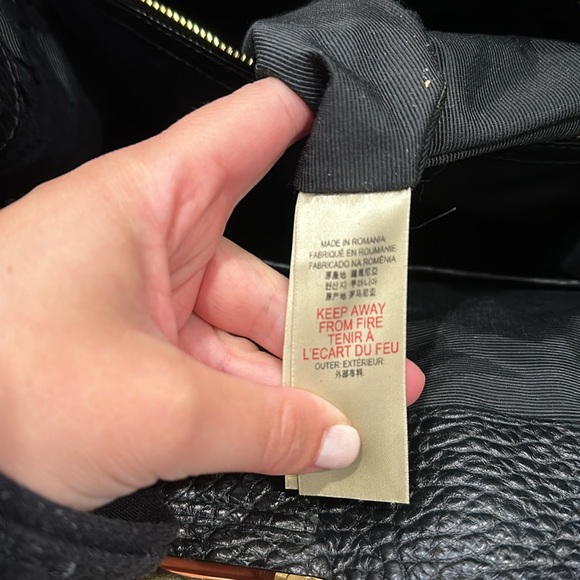 Burberry Grained Leather Woodbury Tote - Picture 5 of 11